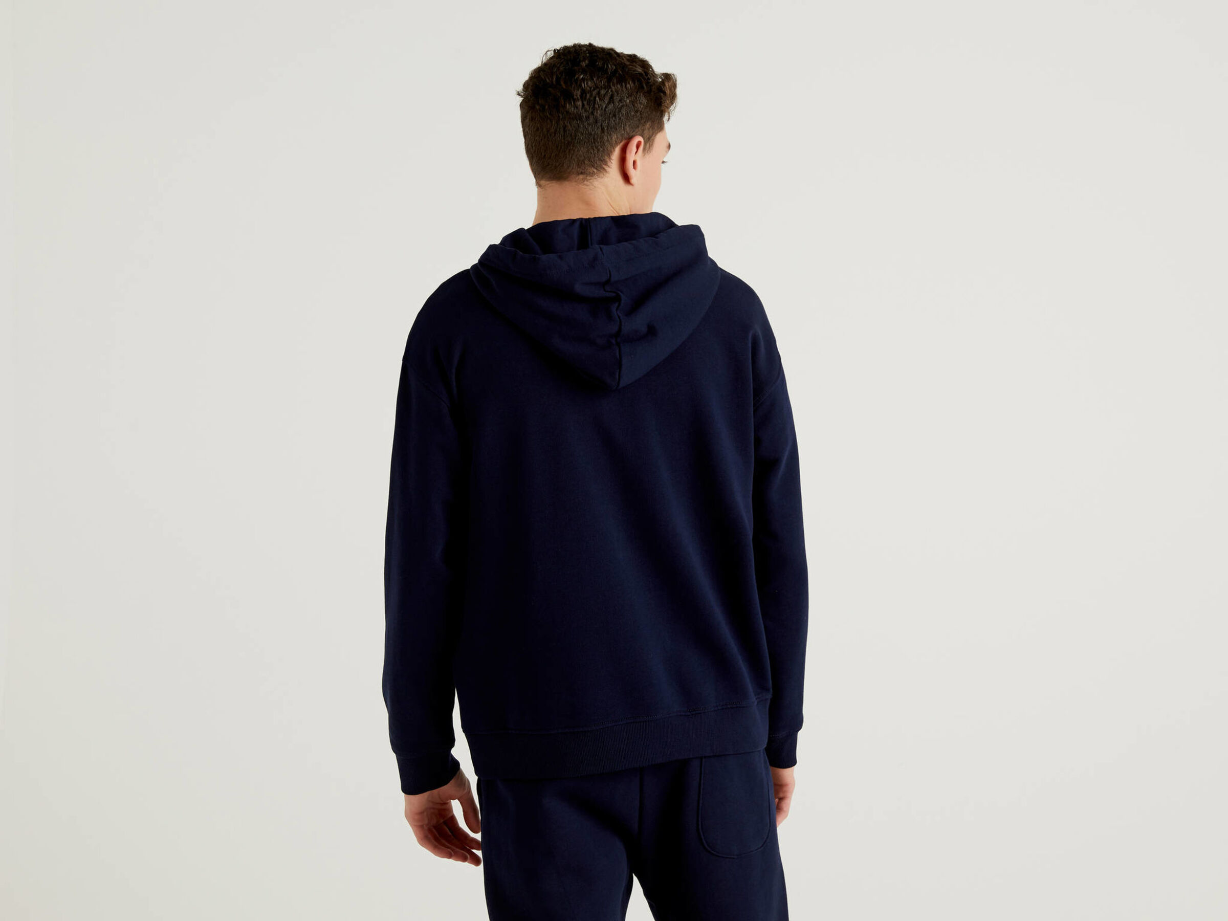 Zip-up hoodie in cotton Men image number 2